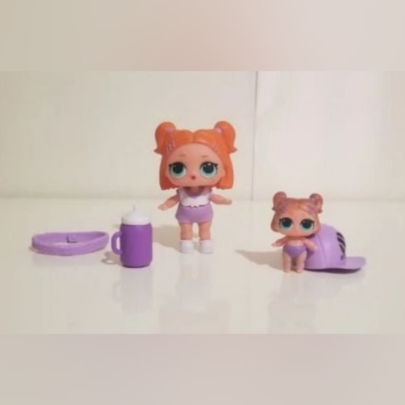 LOL Surprise Dolls Series 3 Confetti Pop Sprints & Lil Sis - Picture 2 of 5